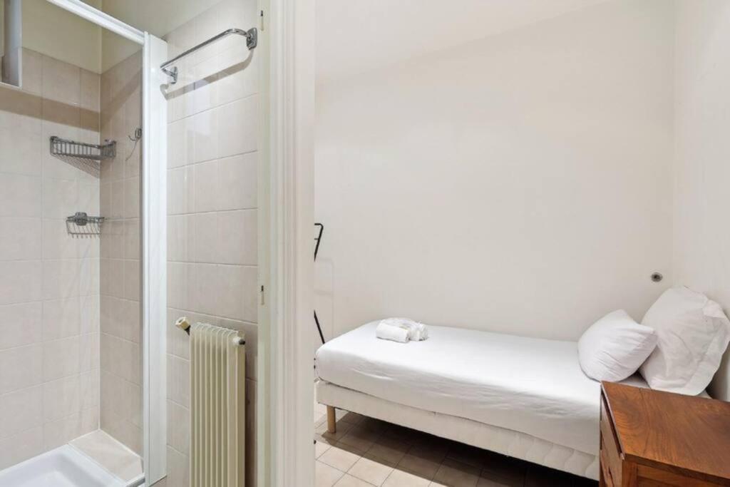 Marais Historical Center Parisian 3br